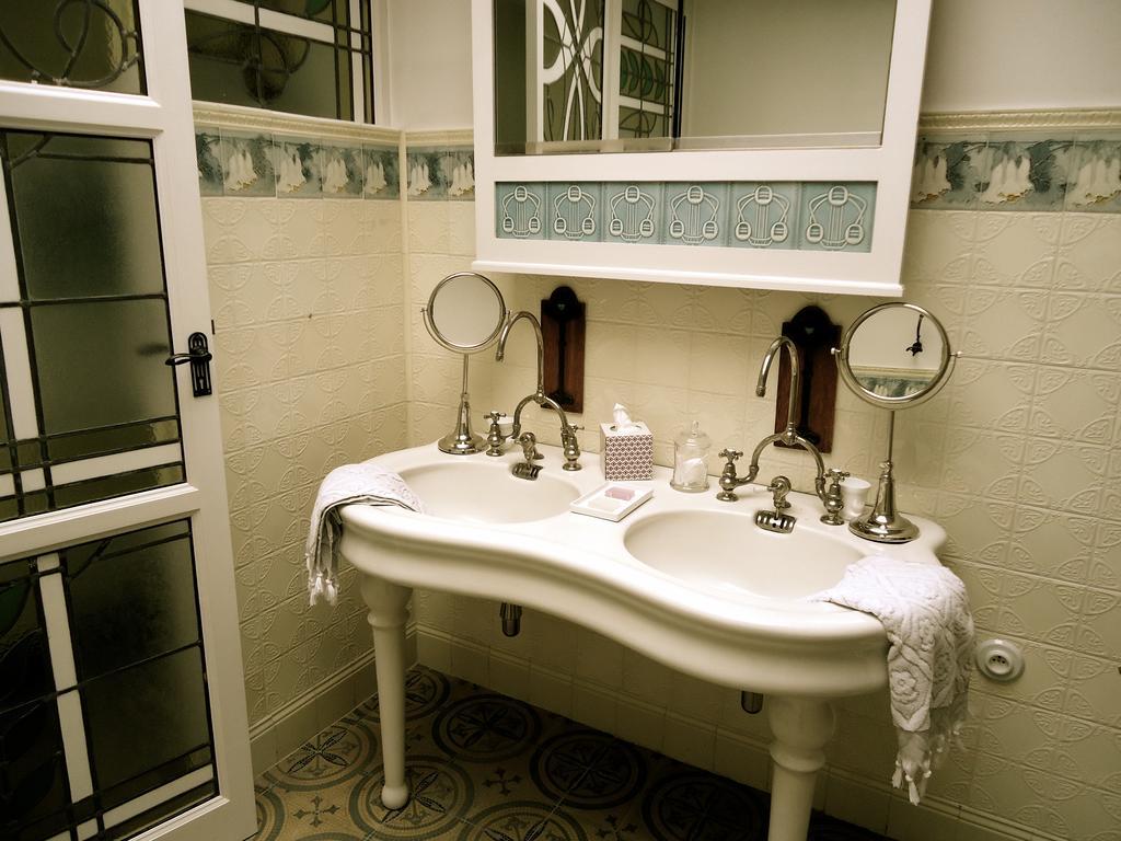 Maison Flagey Brussels Иксель Номер фото